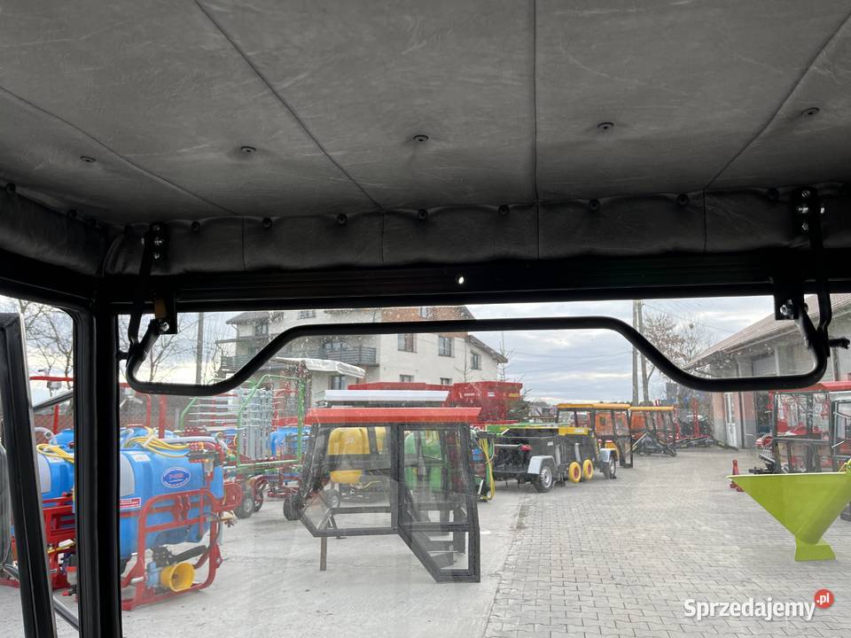 Kabina ciągnikowa Ursus C360C330 T25 MF Radziejów