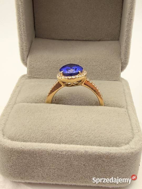 Cudowny złoty pierścionek 18K z szafirem i Szczecin