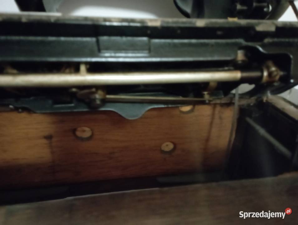 Maszyna do szycia Pozostałe Pozostałe Mosina sprzedam