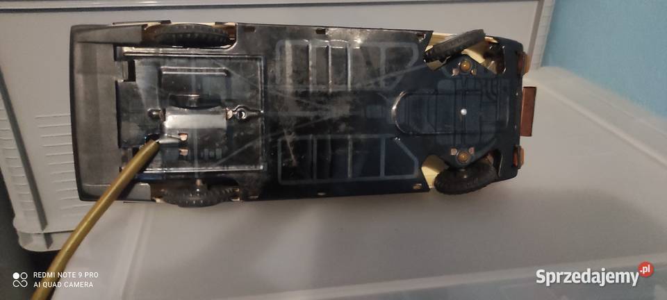 Polonez Borowicz CZZ sterowany na kabel PRL Gniezno