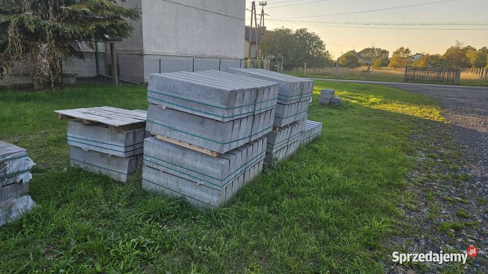 Krawężnik Drogowy 15 x 30 x100 POLBRUK 96 Kędzierzyn-Koźle