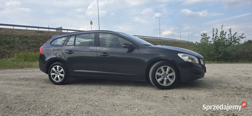 Volvo v60 zadbane bogata 2012 16 diesel automat Świerszczów sprzedam