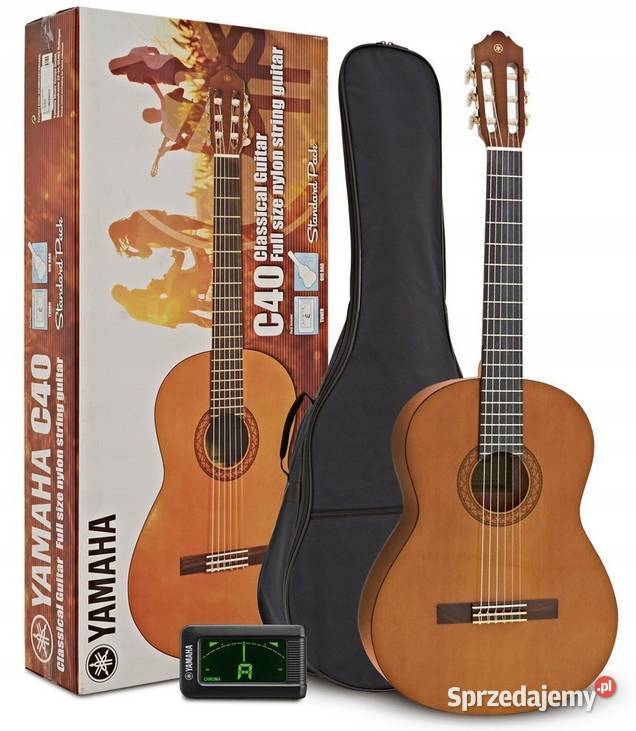 Yamaha C40P Pack Gitara klasyczna 44 Pokrowiec