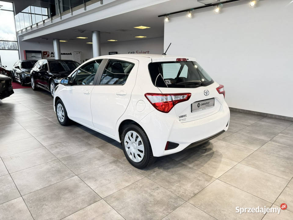 Toyota Yaris Active 15 111 M6 20202021 r salon I elektryczne lusterka