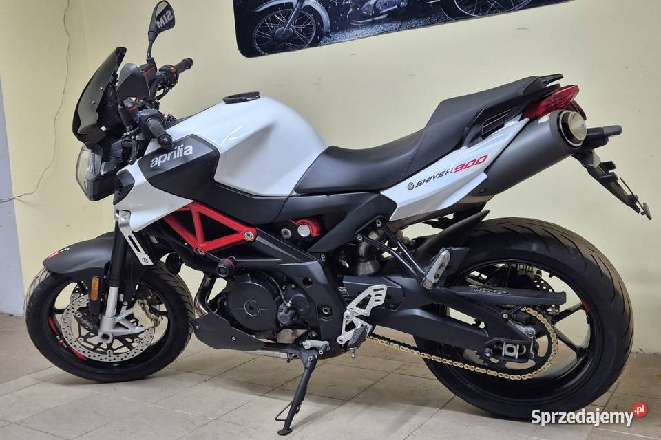 Aprilia Shiver 900