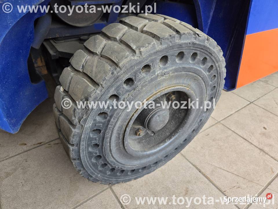 Wózek widłowy TOYOTA 5FD30 Pozycjoner Przesuw Wadowice