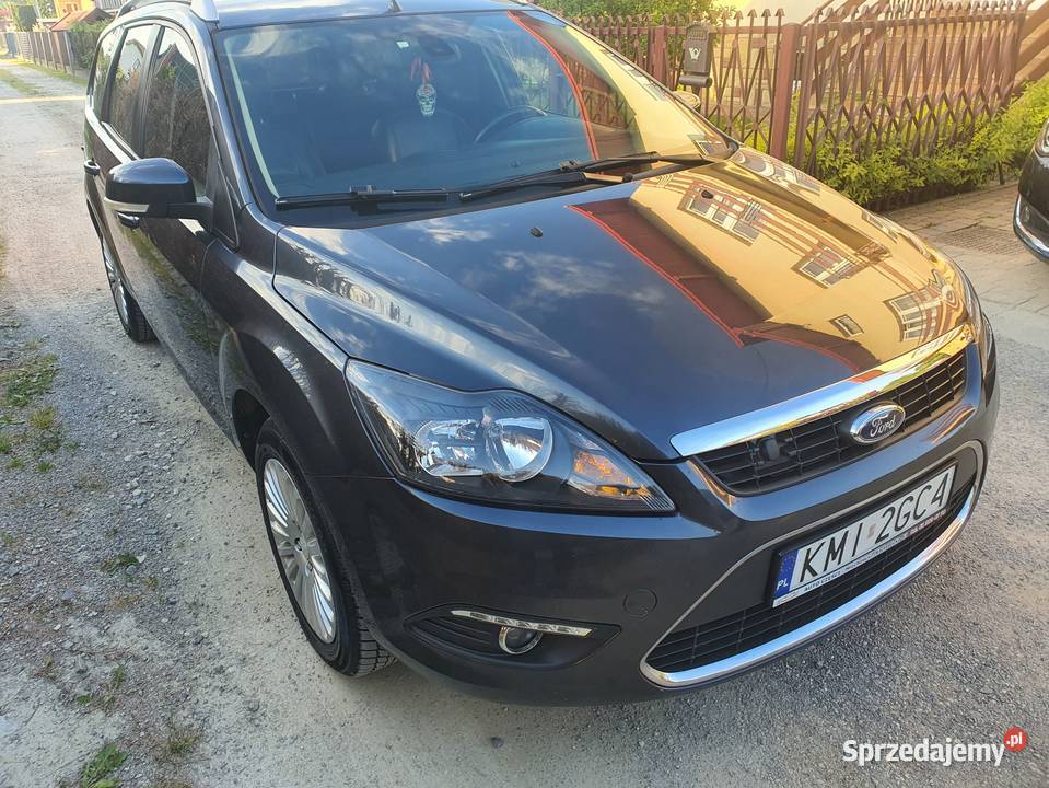 FORD FOCUS 18 BENZYNA SUPER STAN grafitowy Łęg Tarnowski