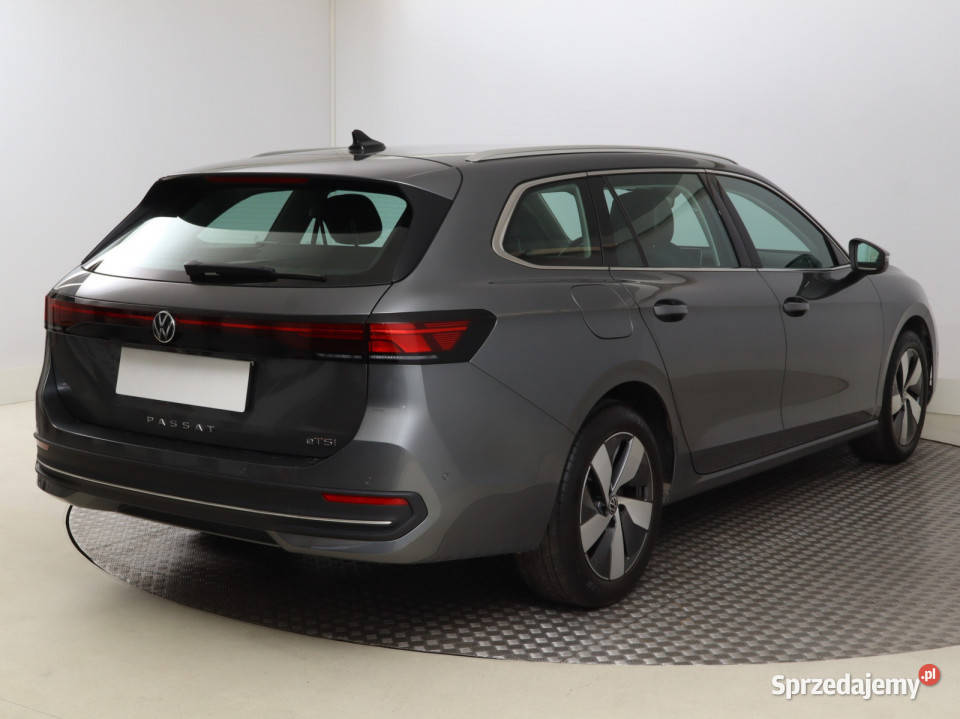 VW Passat 15 eTSI ACT Bielany Wrocławskie