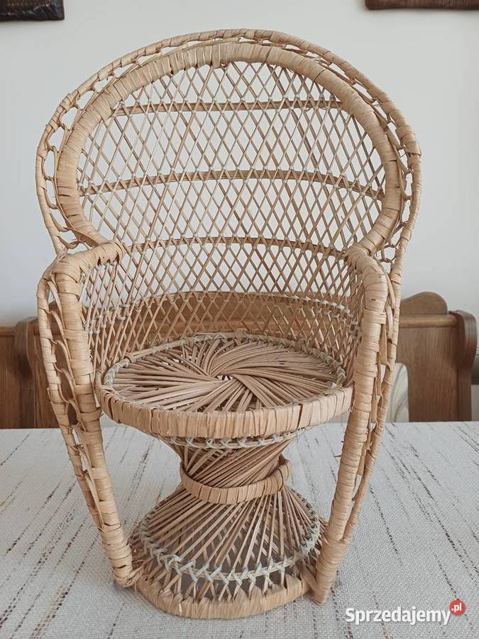 Foteliki z miśkami że słomy plus kapelusiki Gdynia