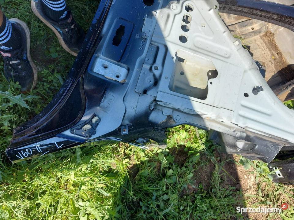 VOLVO V60 II Podłużnica słupek próg przód lewy