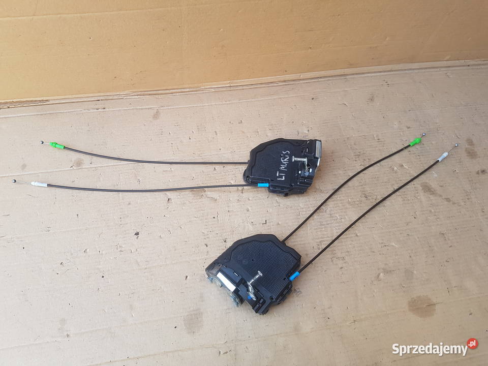 Toyota Auris II E18 zamek zamki drzwi europa 4 dolnośląskie Legnica