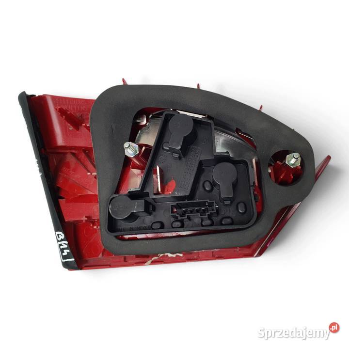 LAMPA PRAWA VW Jetta VI 20102014 tylna prawy tył osobowe