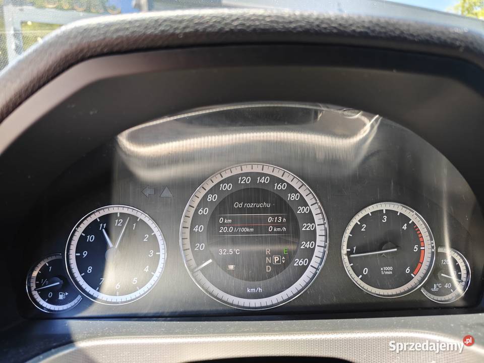 E 220 CDI DPF BlueEFFICIENCY Automatik diesel Warszawa