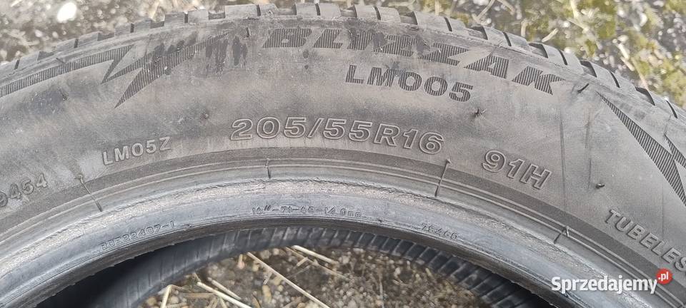 2 x Sztuki opon zimowych Bridgestone 20555R16 Bridgestone Świdnica sprzedam
