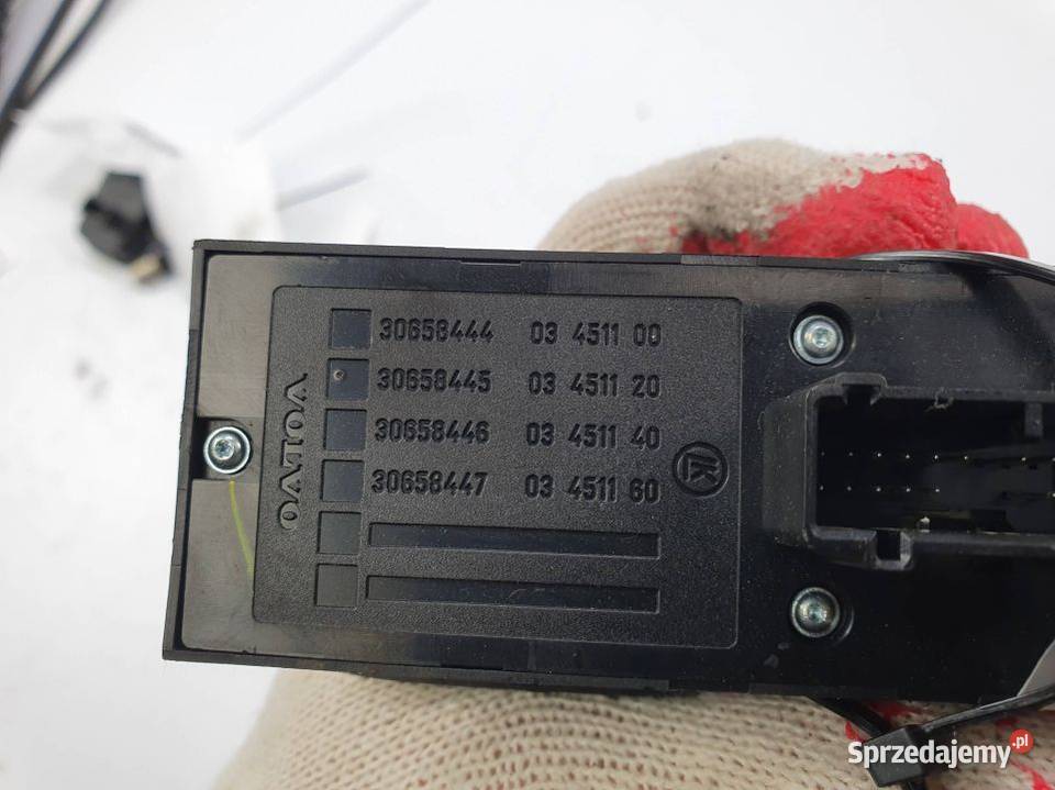 PRZYCISK VOLVO V50 SZYB 30658444 kujawsko-pomorskie Lipno sprzedam