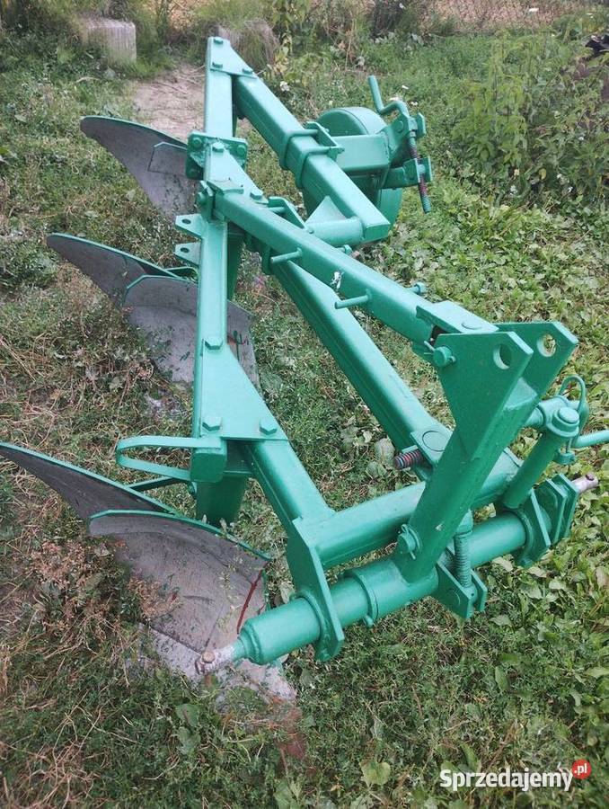 Pług 3 skibowy unia Grudziądz Maszyny uprawowe Drwinia