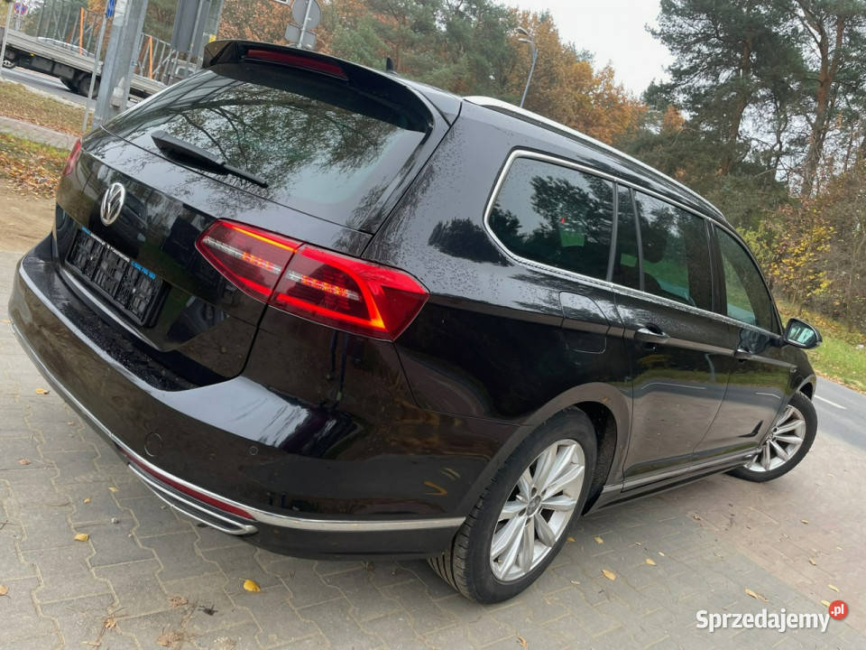 Volkswagen Passat R Line TSI 150 DSG Navi Kamera bluetooth Przeźmierowo sprzedam