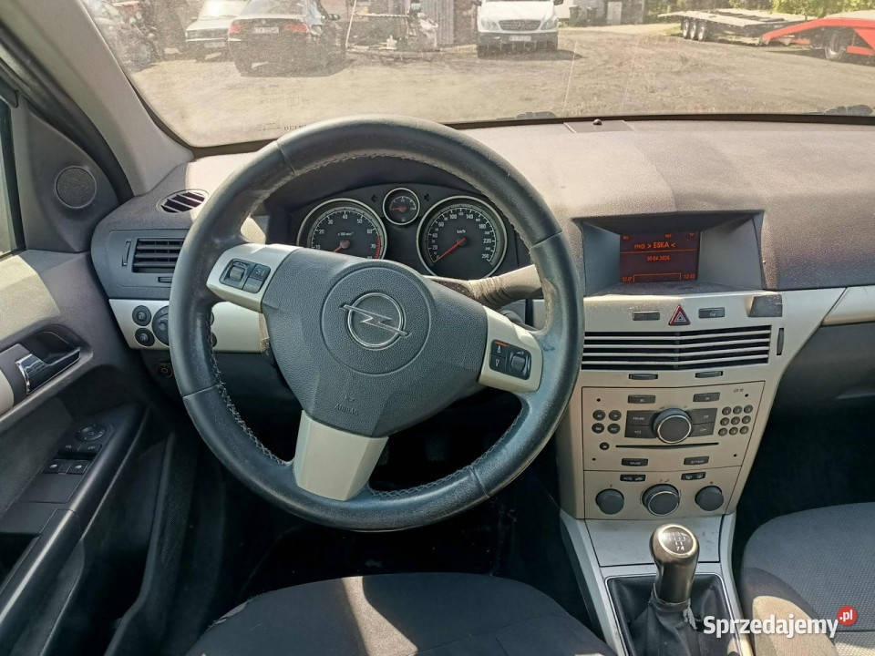 Opel Astra Opel Astra 16Lpg 07r H 20042014 małopolskie