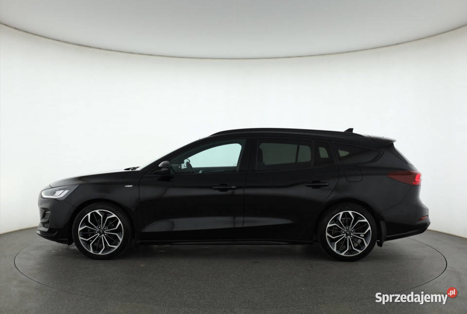 Ford Focus 10 MHEV klimatyzacja