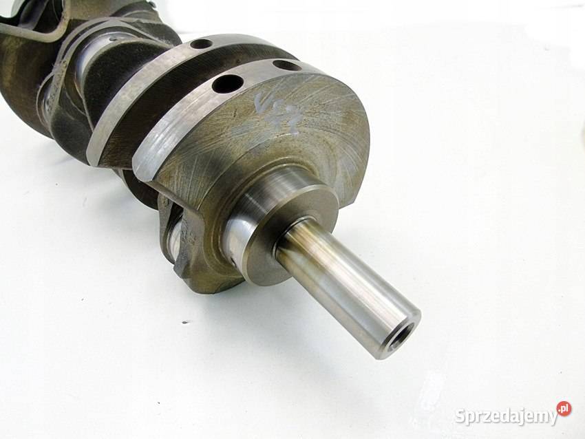 WAŁ KORBOWY 36 VOYAGER CARAVAN DURANGO CHEROKEE