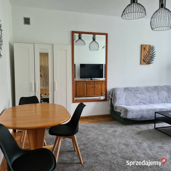 Bezpośrednio 3 pokoje 67 m2 Hoża 2931 4500 PLN mazowieckie