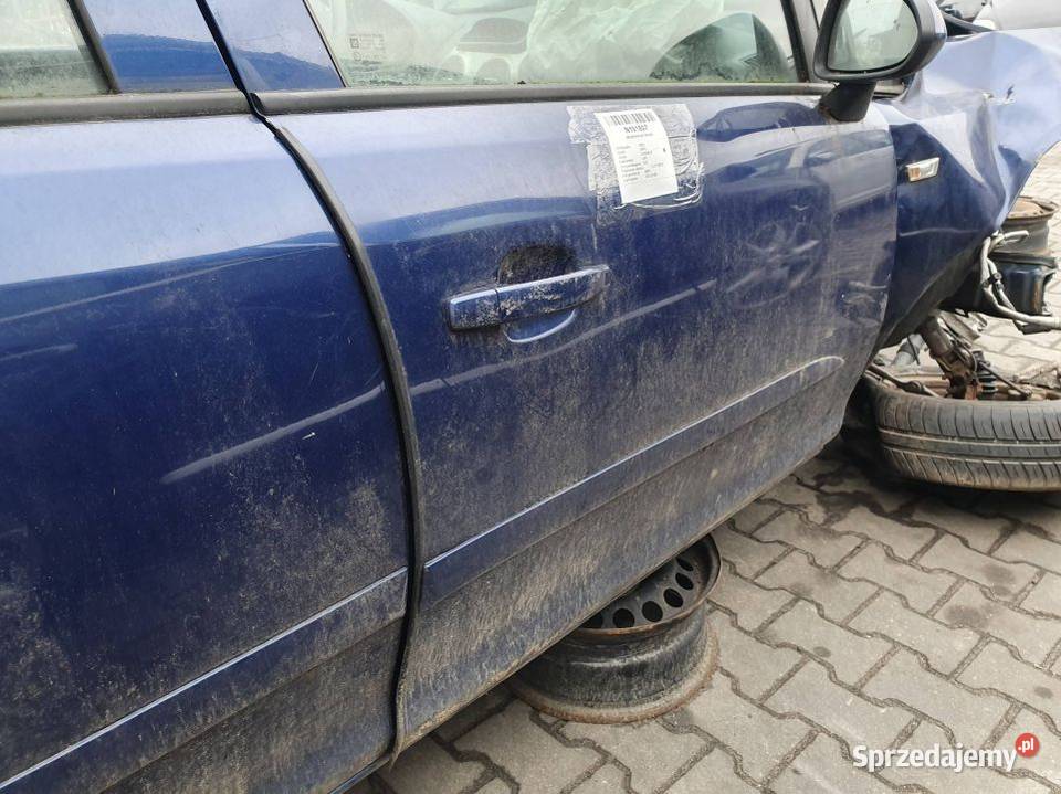 DRZWI PRAWE PRZÓD OPEL CORSA D 4CU Lipno