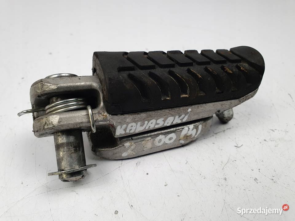 PRAWY PODNÓŻEK KIEROWCY PRZÓD Kawasaki Z900 Z Chełm