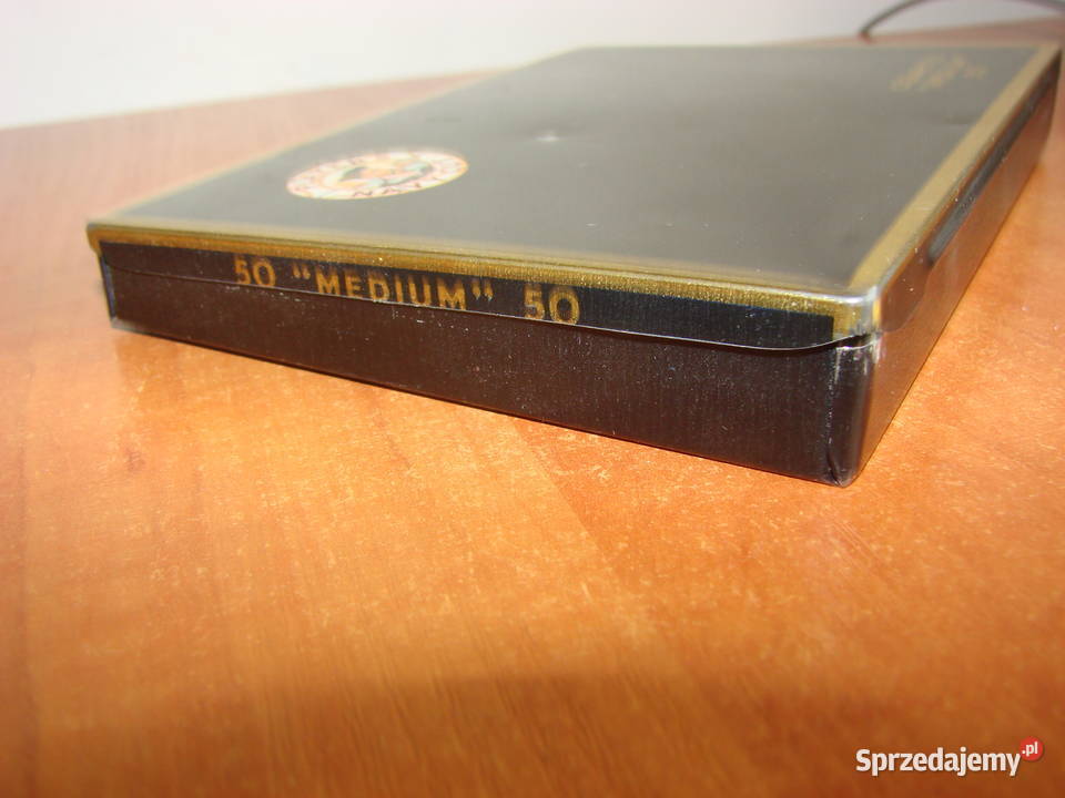 PLAYERS NAVY CUT pudełko papierosach Pruszcz Gdański