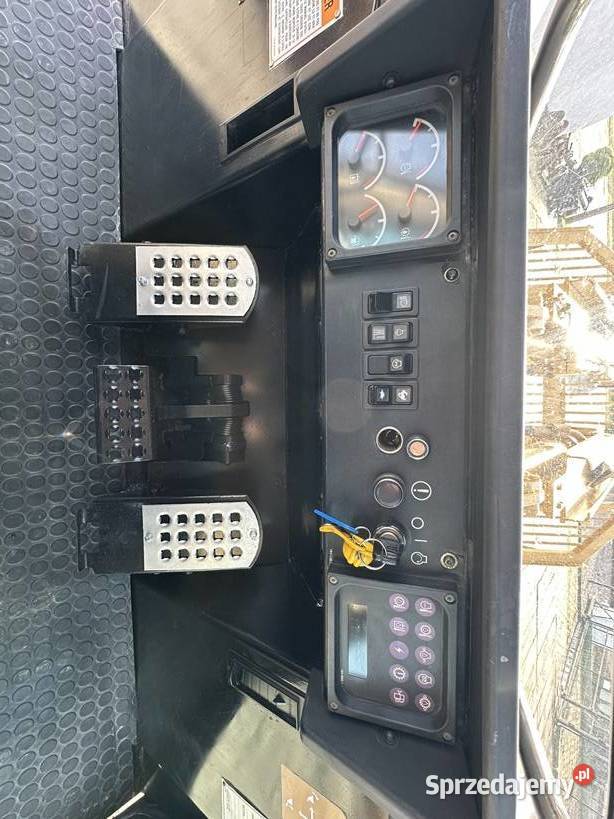 ŁADOWARKA GĄSIENICOWA MARKI CATERPILLAR 973C Tuliszków sprzedam