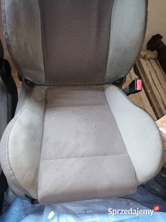 Ford Focus mk2 ST fotele RECARO wersja 3d