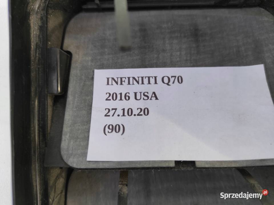 KRATKA WENTYLACYJNA W KAROSERIĘ INFINITI Q70 M37 Nowy Tomyśl sprzedam