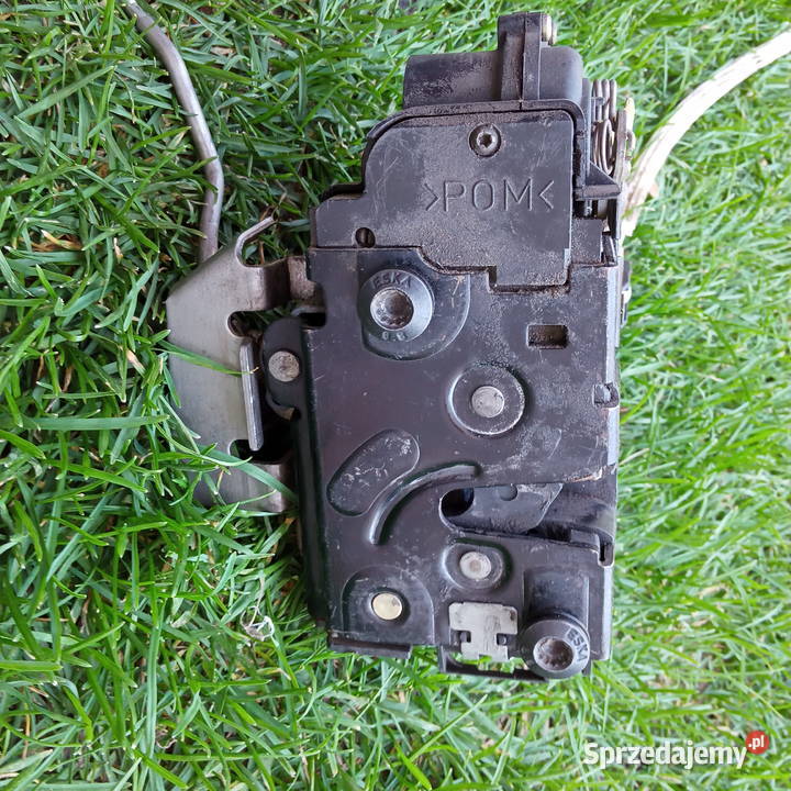 Audi A6 C5 Zamek drzwi prawy przód PP 4B1837016B