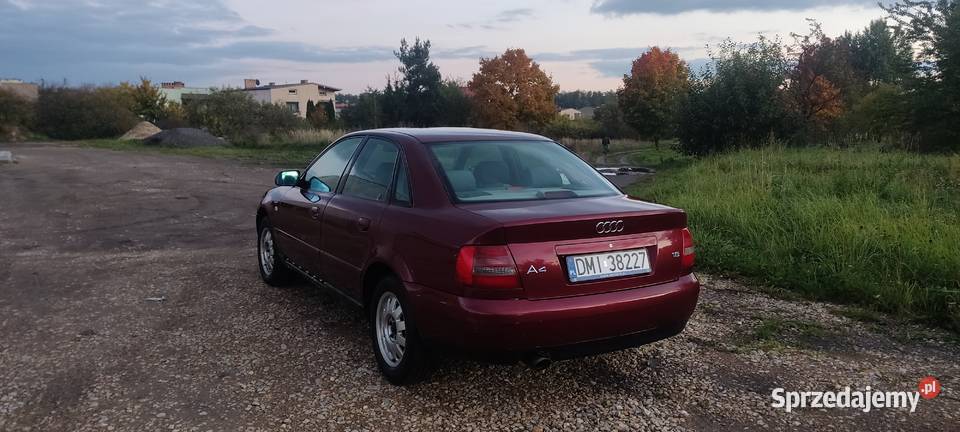 Audi A4 B5 18 1999 manualna Motoryzacja