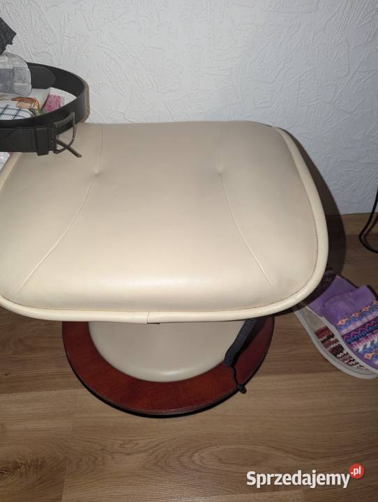 Fotel do masażu z podnóżkiem DAWNA JAKOŚĆ Fotele warmińsko-mazurskie