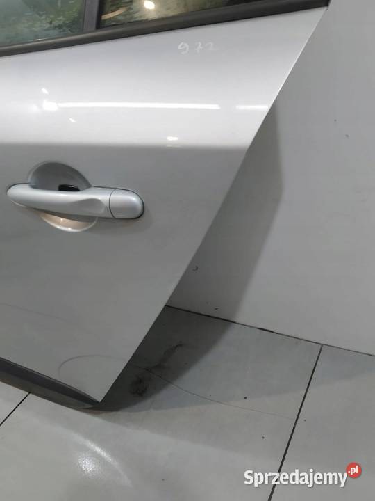 DRZWI LEWE TYŁ KOMBI TED69 Renault Megane III osobowe świętokrzyskie