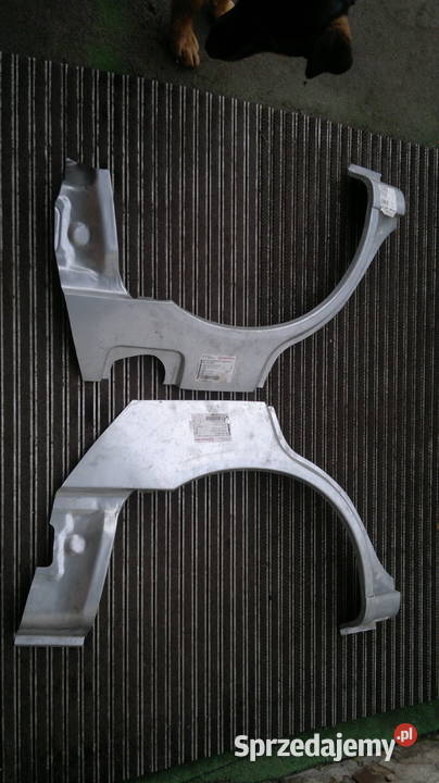 reperaturki tył toyota carina E