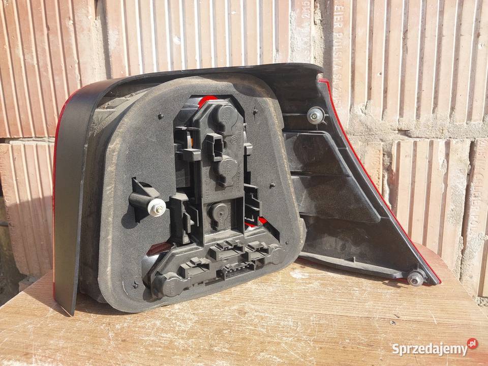 Lampy tylne VW Golf 4 osobowe Wola Zarczycka