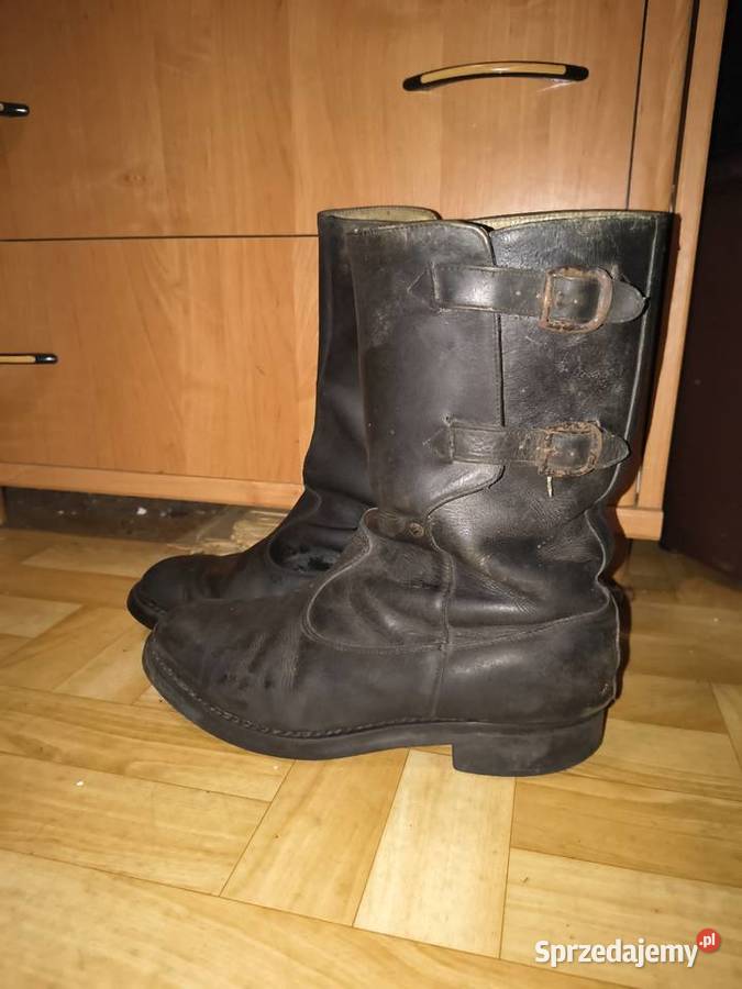 Obuwie służb mundurowych PRL Suwałki