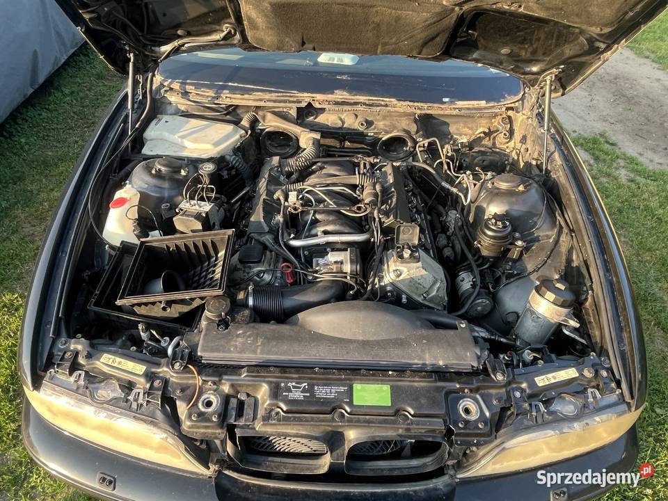 BMW 540i 44 v8 e39 na części 2001r części Rok produkcji 2001 Choszczno