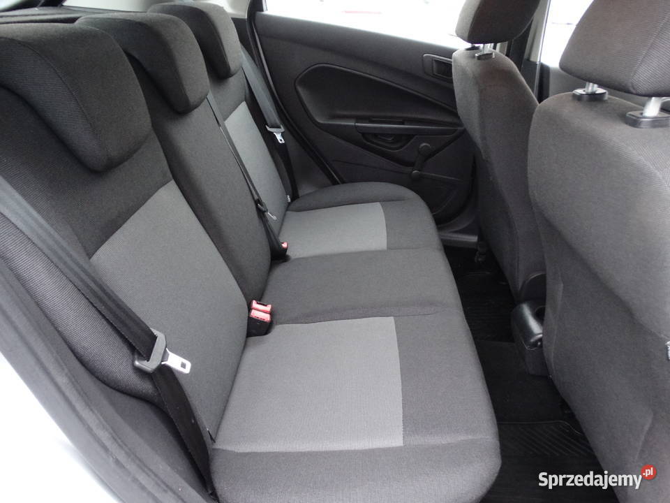 Ford Fiesta mk7 lift Wypożyczalnia wynajem Transport Przebieczany