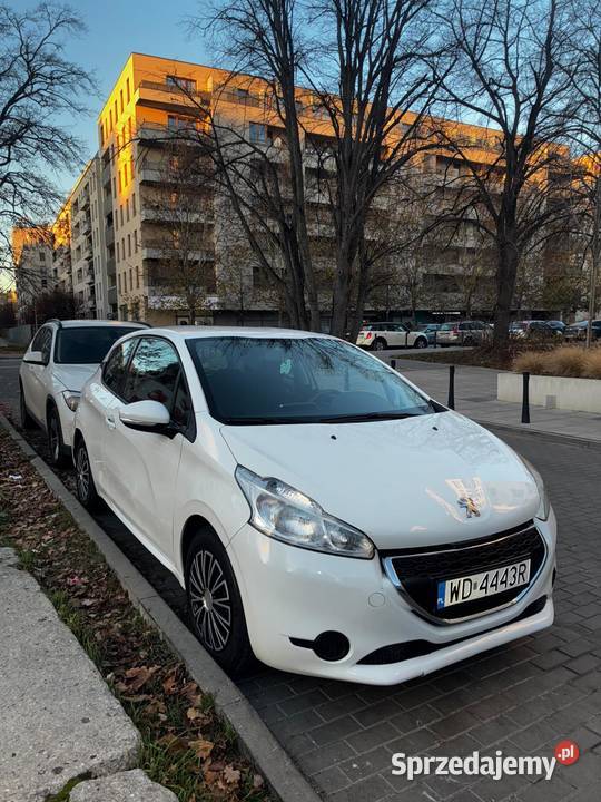 Peugeot 208 14 HDI z 2013r przyciemniane szyby Warszawa