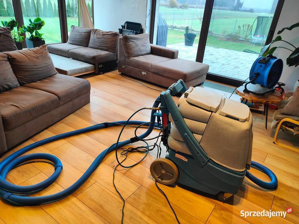 Pranie Tapicerki Narożnika Kanapy Dywanu Rzeczyca