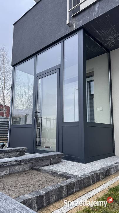 Zabudowa aluminiowa wiatrołap ganek Nowy Sącz