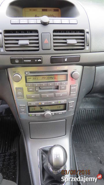 TOYOTA Avensis 2004 r mały przebieg 4/5 Przemyśl