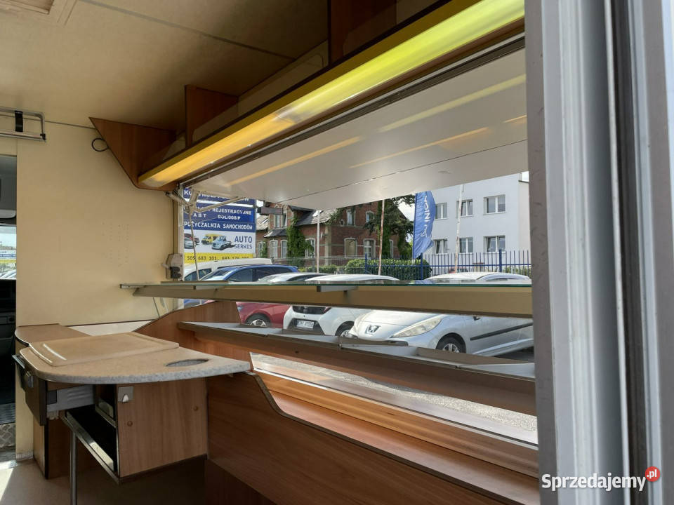 Renault Master Autosklep pieczywa Sklep serwisowany w ASO