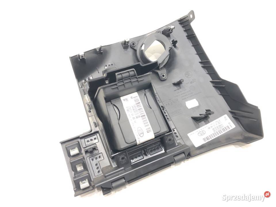 SCHOWEK KIEROWCY SKODA KODIAQ Hatchback Schowki, półki sprzedam