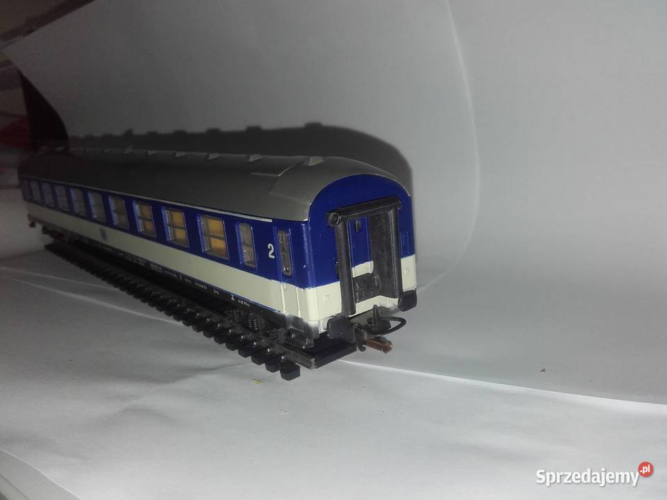 Wagon osobowy kl2 DB H0 Będzin