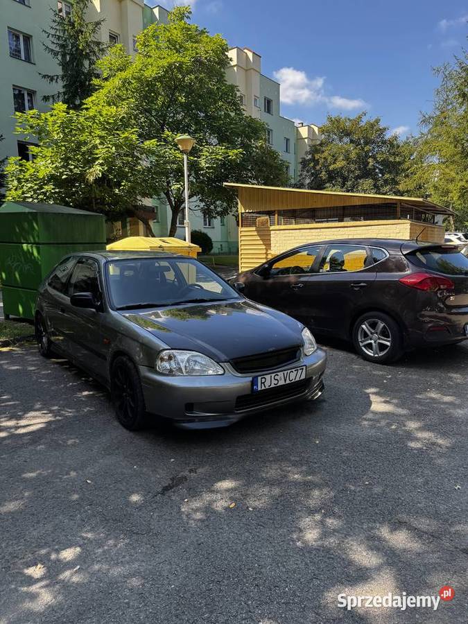 Honda civic vi 14 1999r Rzeszów