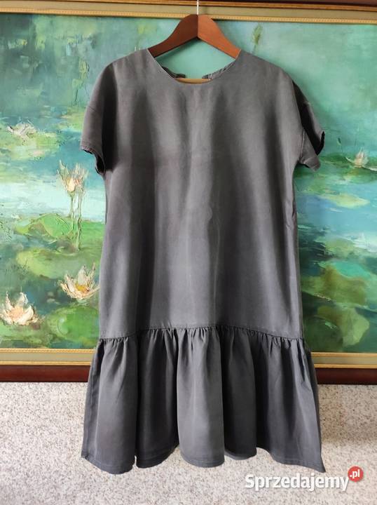 grafitowa śliska sukienka oversize z falbaną Kielce