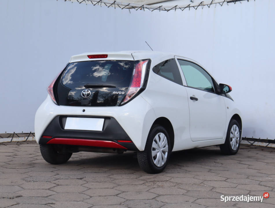 Toyota Aygo 10 VVTi manualna